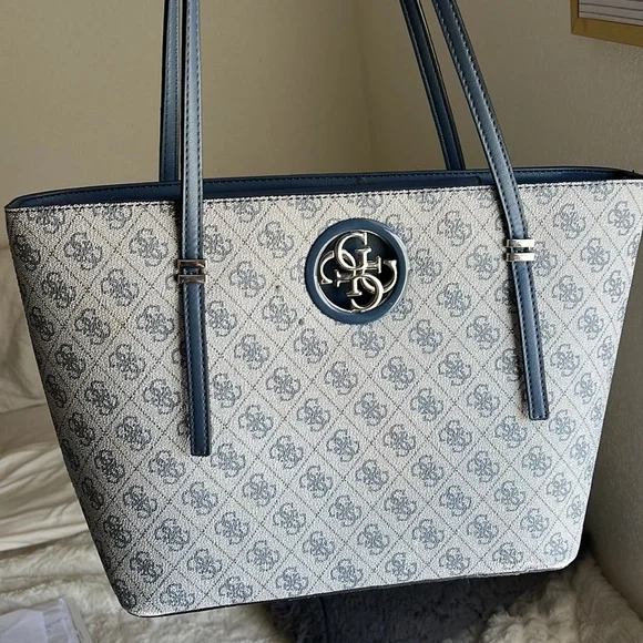 Bag - Picture 8 of 9